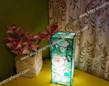 Lampada superiore in pietra di