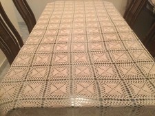 tovaglia ricamata all’uncinetto/copritavolo FATTA A MANO Vintage Anni’70