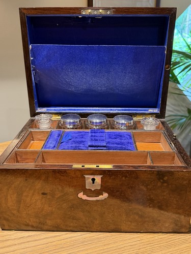 Cassettiera vittoriana burr - cassettiera, wc