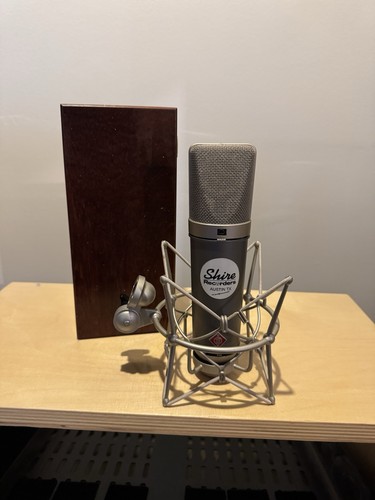 Neumann tlm - tlm, 67