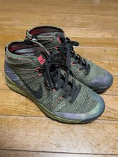 Stivali impermeabili leggeri Nike Flyknit TRNR CHUKKA FSB kaki 27,5 cm usati