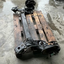 Assale posteriore per - per, lancia