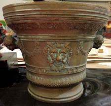 Antico mortaio di bronzo XVII secolo