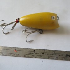 ESCA DA PESCA TONY ACCETTA 23/4" JIGOLET MINNOW GIALLO