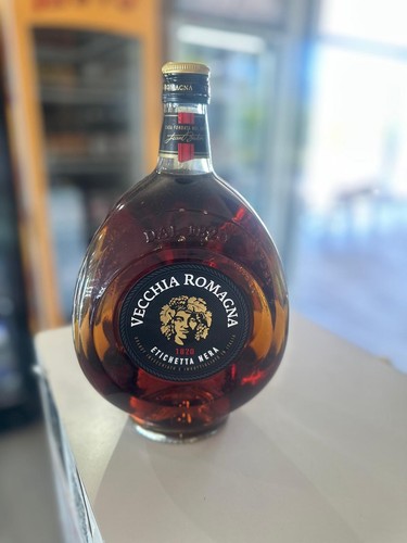 Vecchia romagna etichetta nera - vecchia,