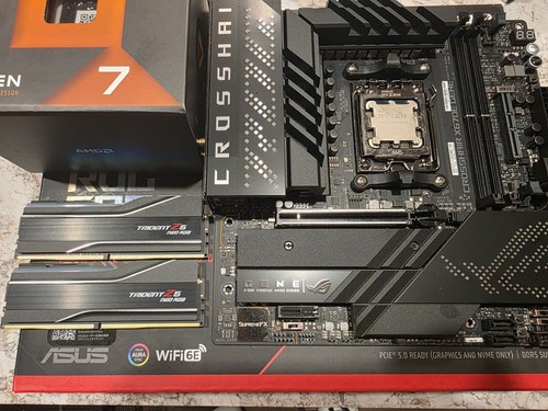 Scheda madre asus x670e - madre,