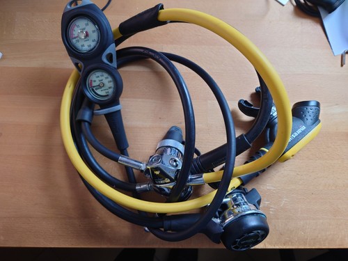 Mares mr22 abyss octopus mv - octopus,
