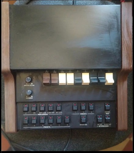 Viscount hammond organ - e,