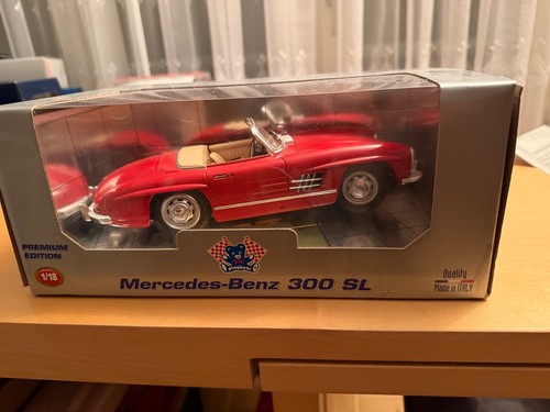 Burago mercedes benz 300 - 300, sl