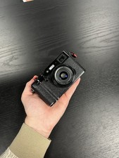 Fujifilm X100F fotocamera nera