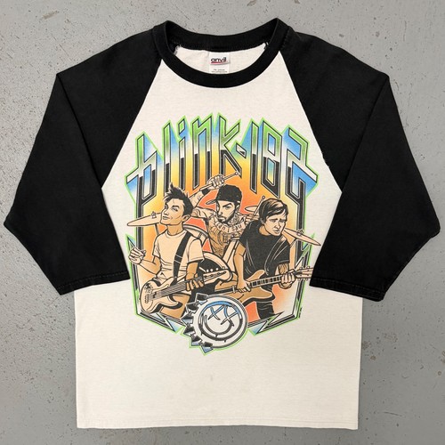 Vintage 2009 blink 182 - vintage, blink-182
