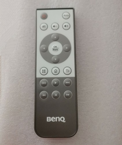 Nuovo telecomando proiettore