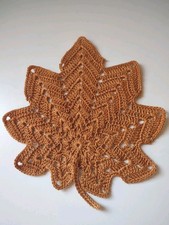 Centrino Foglia Di Acero Fatto