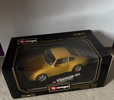 BURAGO 1/18 1:18 PORSCHE 911