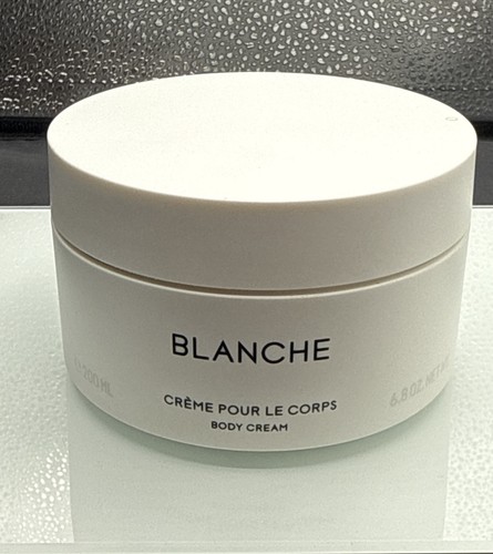 Blanche creme pour corps - le,