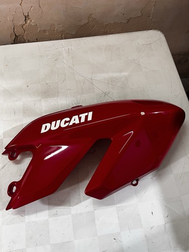 Carena destra serbatoio ducati - carena,