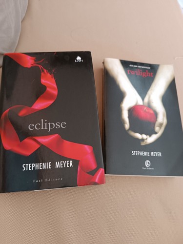 Lotto due libri saga - due,