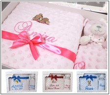 KIT REGALO Coperta neonato ricamata con nome e fantasia + foulard coccole con nome - persona