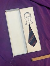 Cravatta vintage in scatola