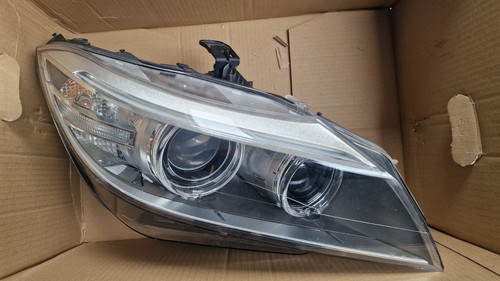 Faro proiettore anteriore xeno