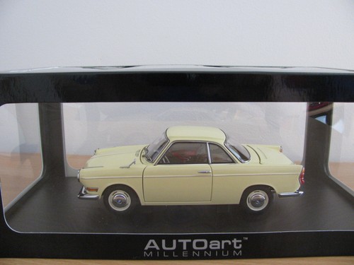 Autoart bmw 700 sport - 1:18,