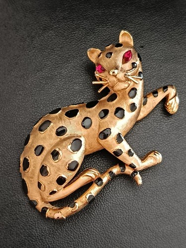 Rare crown trifari leopard - rare,