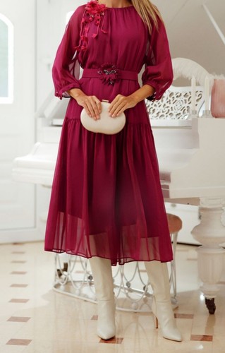 Elegant maternity dress