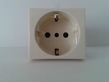 AVE 45990TS PRESA SCHUKO