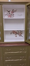 Credenza rimessa a nuovo in un