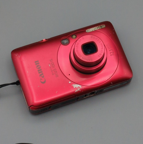 Canon ixus 100 - 100, red
