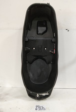 VANO SOTTOSELLA YAMAHA XMAX