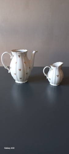 Caffettiera lattiera in - e,