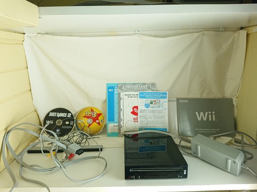 Nintendo wii black console - black,