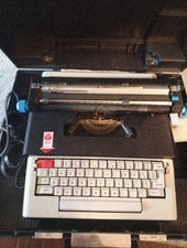 Macchina da scrivere elettrica