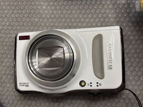 Fotocamera digitale compatta