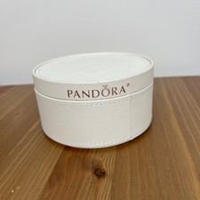 Rara scatola portagioie bianca