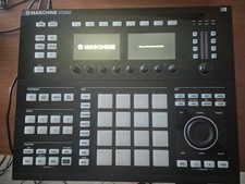 Native Instruments Maschine Studio (Usato, pari al nuovo)  con scatola