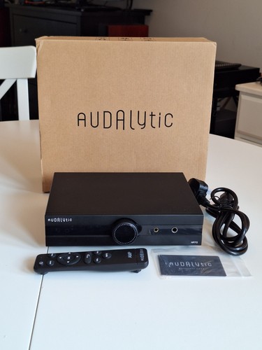 Amplificatore/preamplificatore