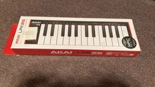 *BRAND NEW* AKAI LPK25 USB
