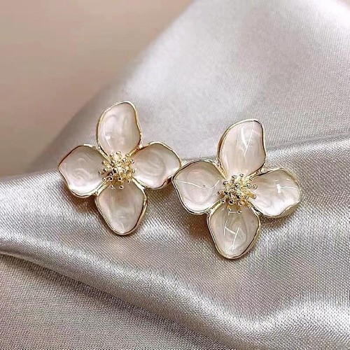 Orecchini perno fiore bianco - orecchini,