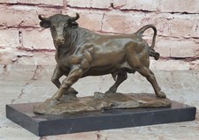 Statua Figurativa Astratta In