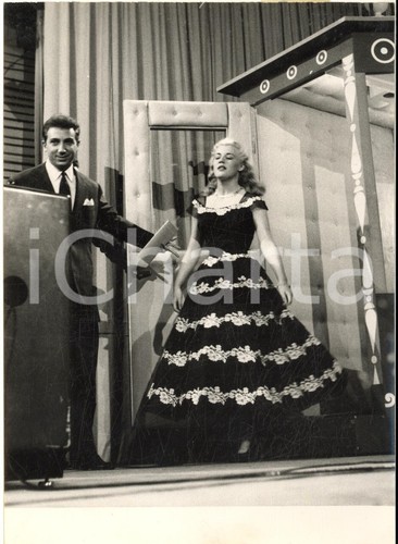 1956 lascia raddoppia - 1956, mike