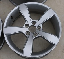 1x 16 pollici A1 8x Audi 8XA