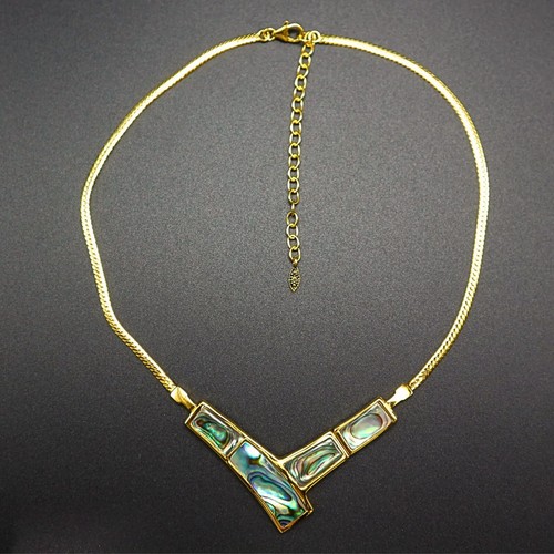 Collana forma in - forma,