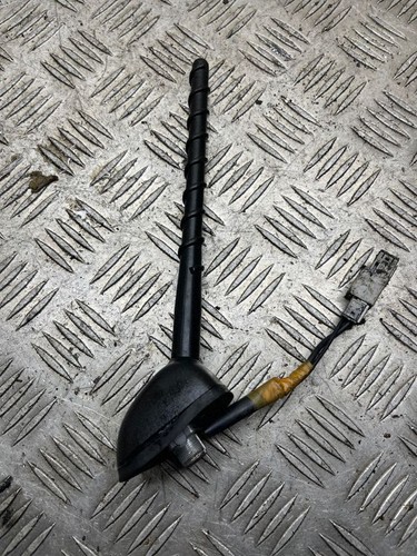 Antenna radio infiniti 2012 - antenna,