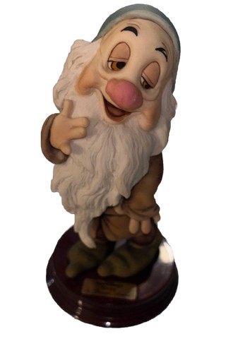 Figurina disney addormentata - figurina,