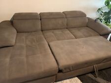 Coppia di divani mondo convenienza, uno angolare 3 posto e uno a due posti. 