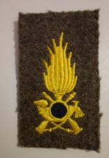 FREGIO BERRETTO O CAPPELLO