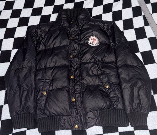 Moncler giubbotto piumino nero