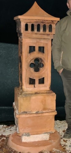 Comignolo terracotta di - in,